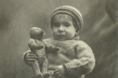 Первая сохранившаяся фотография Г. А., 1920